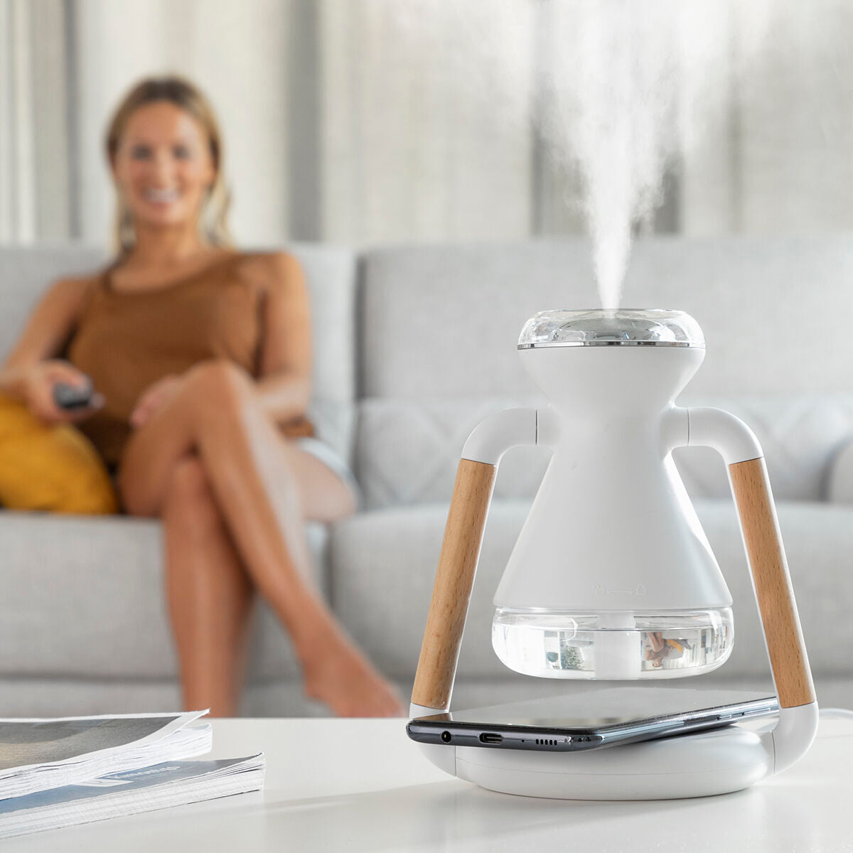 Humidificador Difusor de Aromas e Carregador Sem Fios 3 em 1