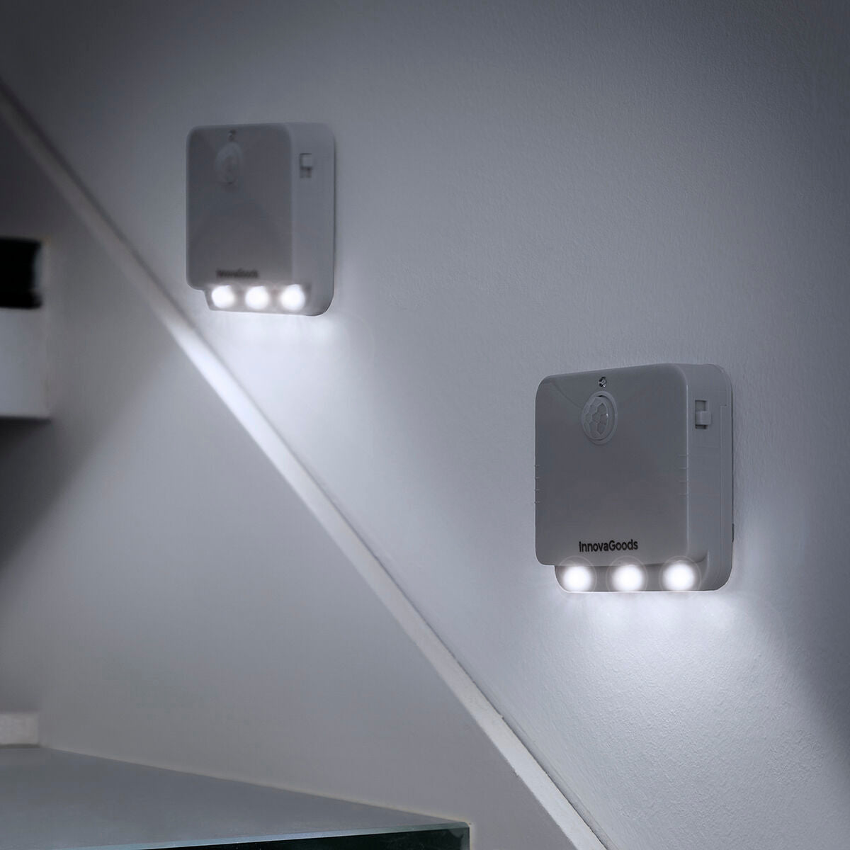 Luz LED com Sensor de Movimento 2 Unidades Sucesso